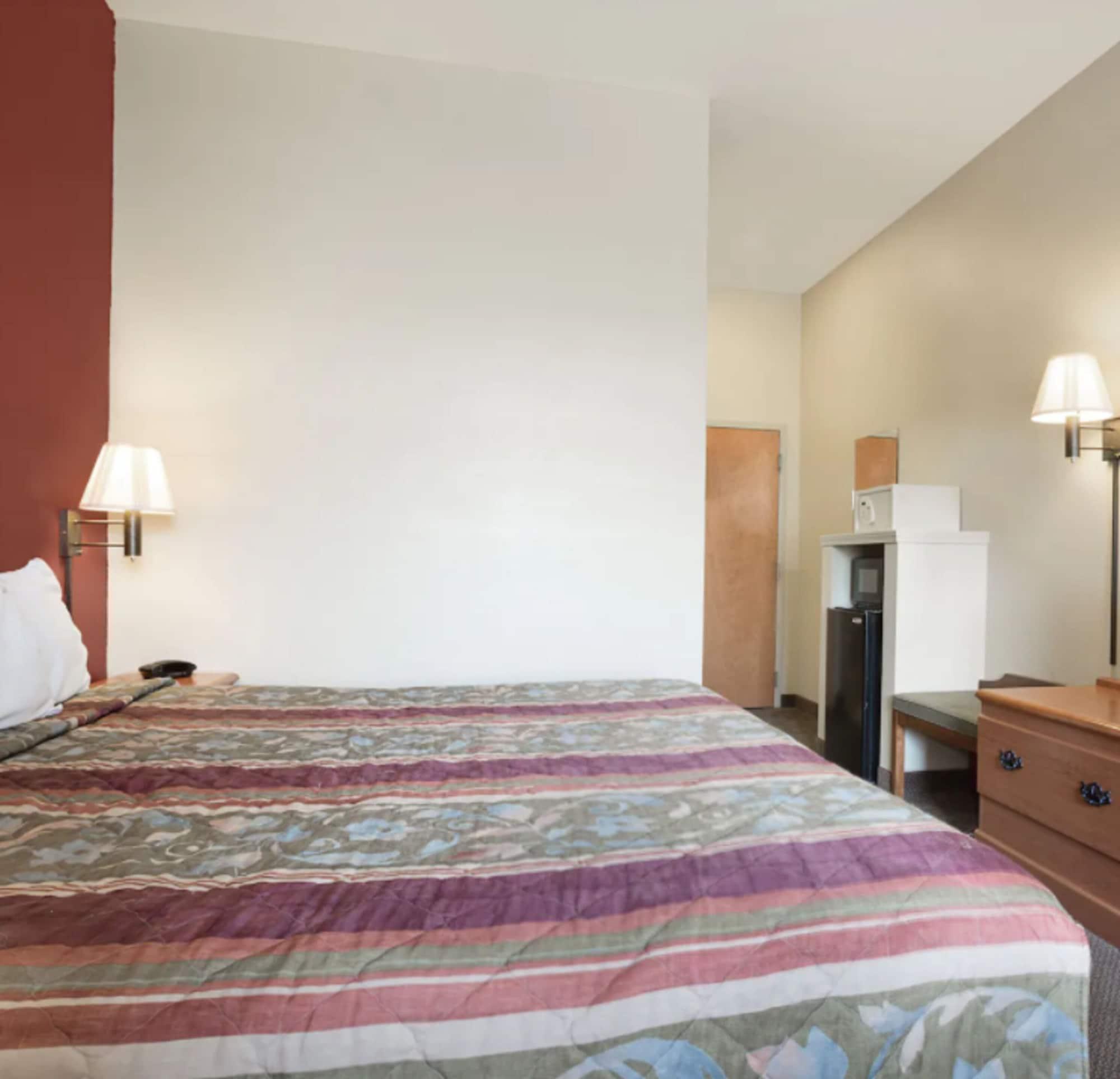 Sleep Inn & Suites Тускалуса Экстерьер фото